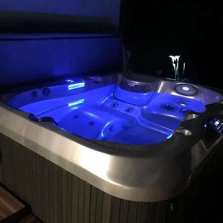 La Longere Piscine&spa Prive Alojamento de Acomodação e Pequeno-almoço *