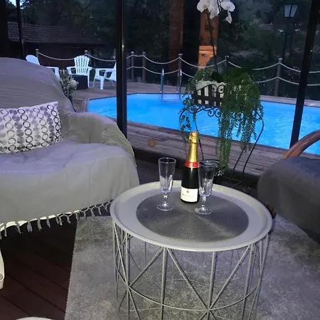 La Longere Piscine&spa Prive Alojamento de Acomodação e Pequeno-almoço Épinal